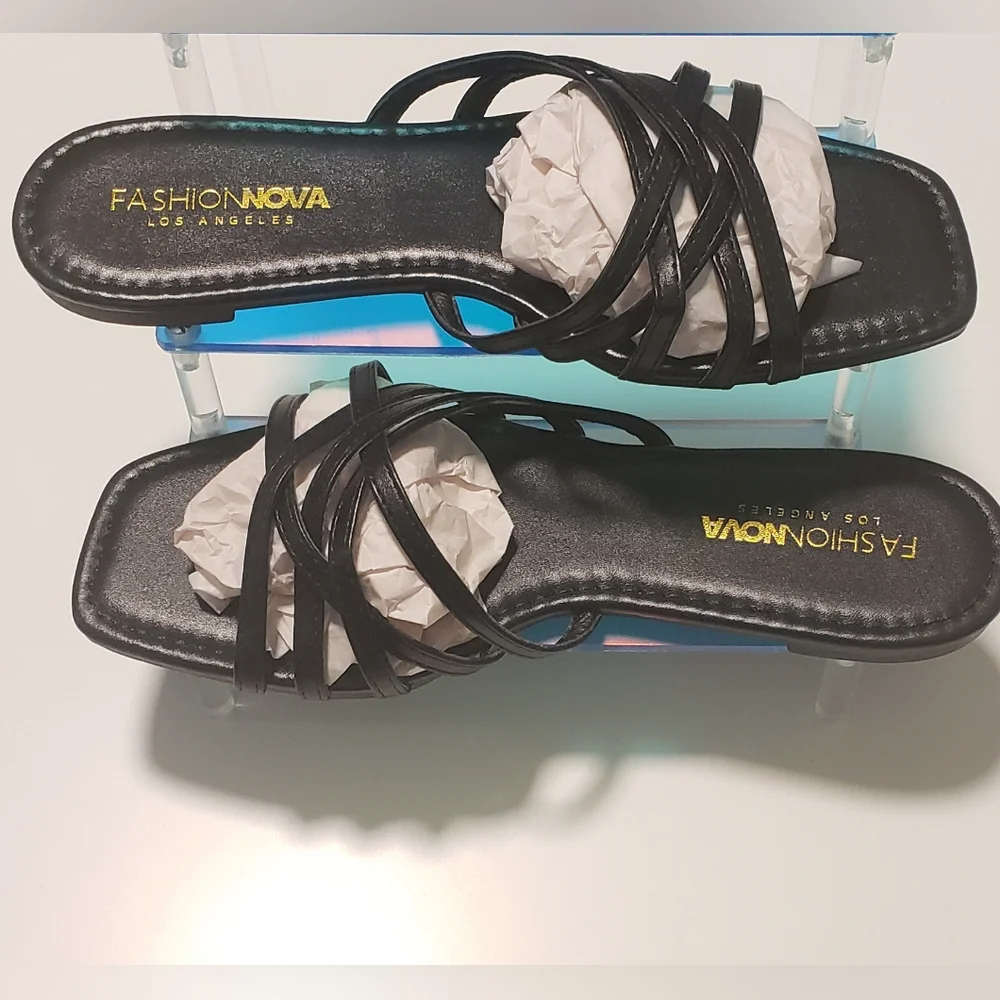 Square Toe Slides - Picture 7 of 9